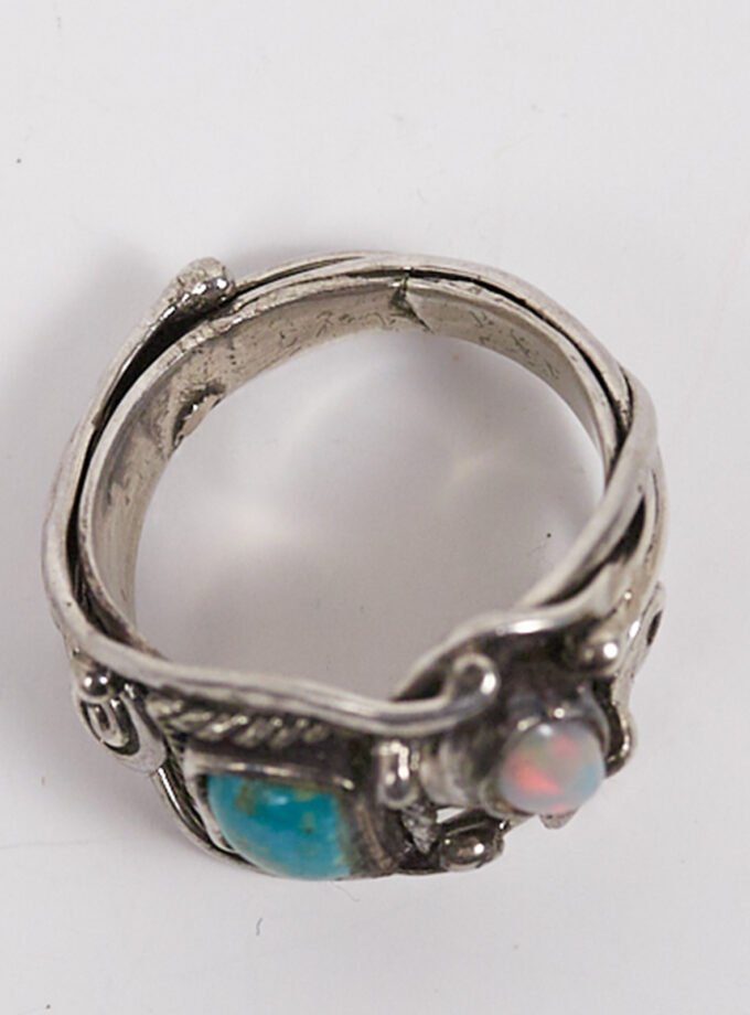 Anillo étnico con turquesa y ópalo etíope