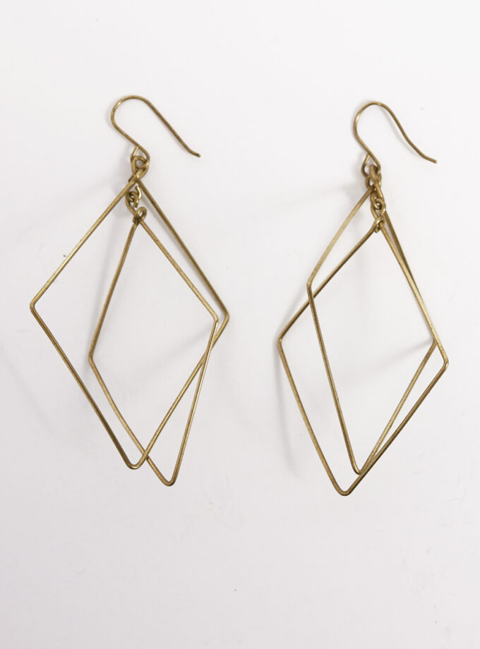 Pendientes rombo tridimensionales