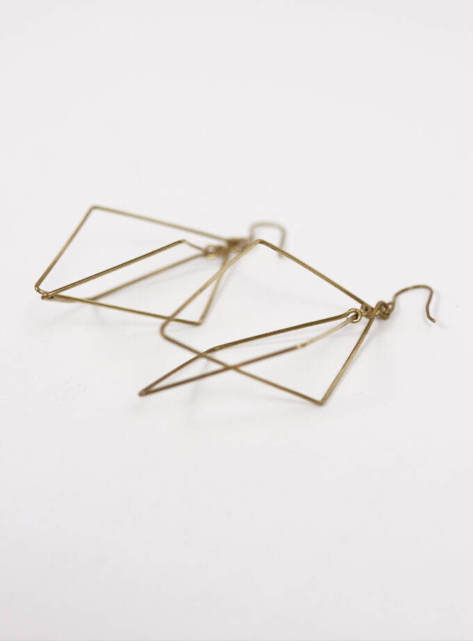 Pendientes rombo tridimensionales