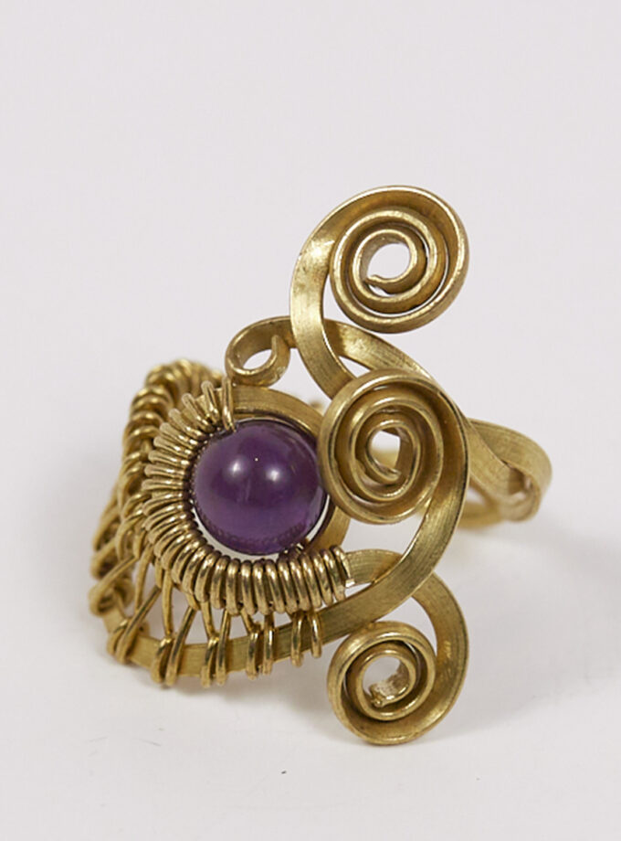 Anillo alambrismo ajustable con amatista